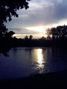 Dusk along the Willamette River