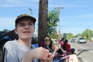 We arrive at the parade route nearly 2 hours before the parade begins.............and then wait